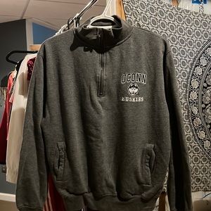 UCONN HUSKIES QUARTER ZIP